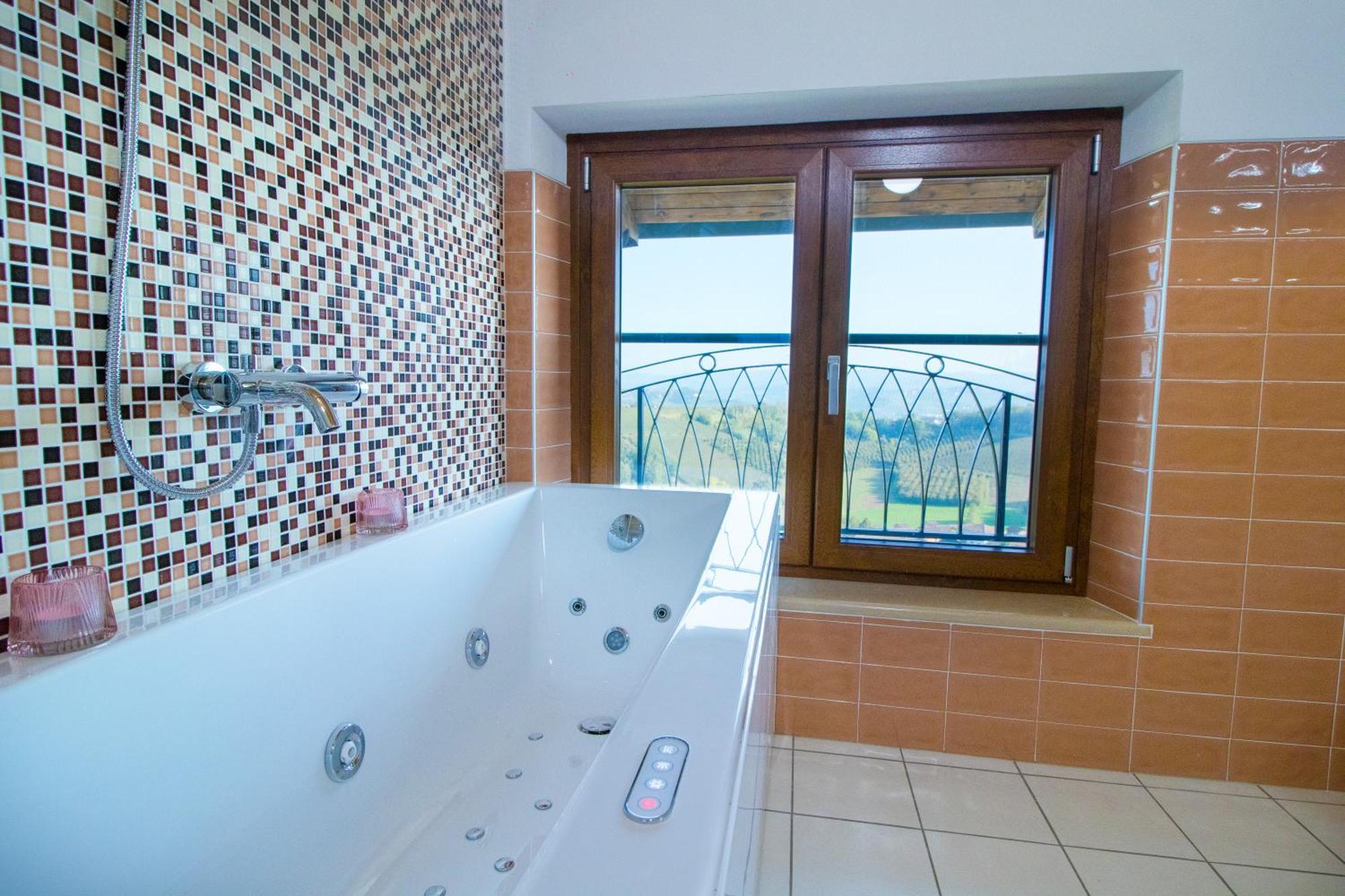 Agriturismo Cascina Reggio Castelnuovo  ภายนอก รูปภาพ