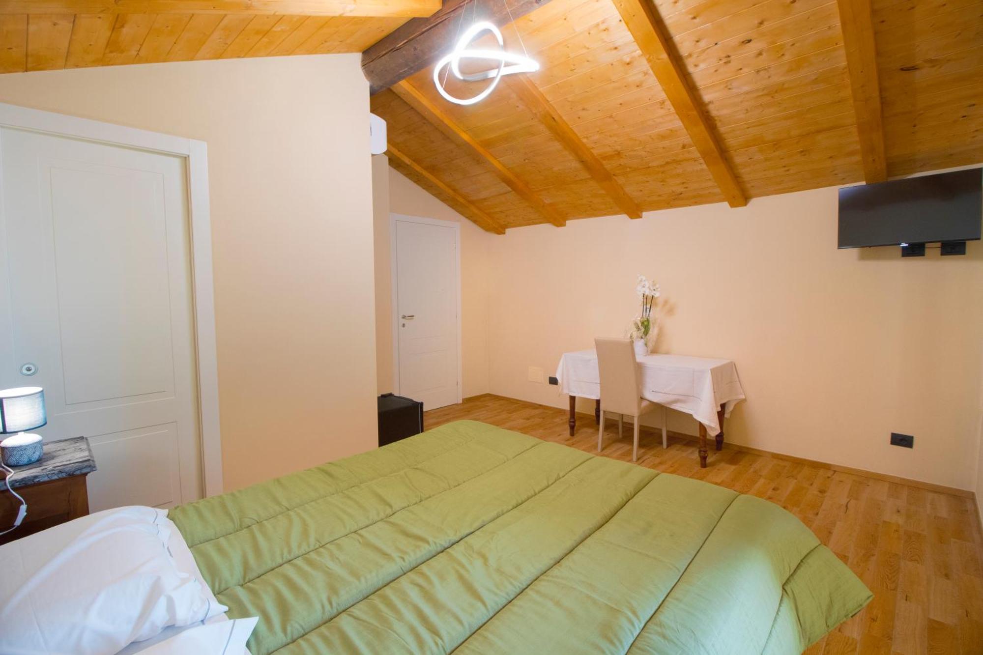 Agriturismo Cascina Reggio Castelnuovo  ภายนอก รูปภาพ