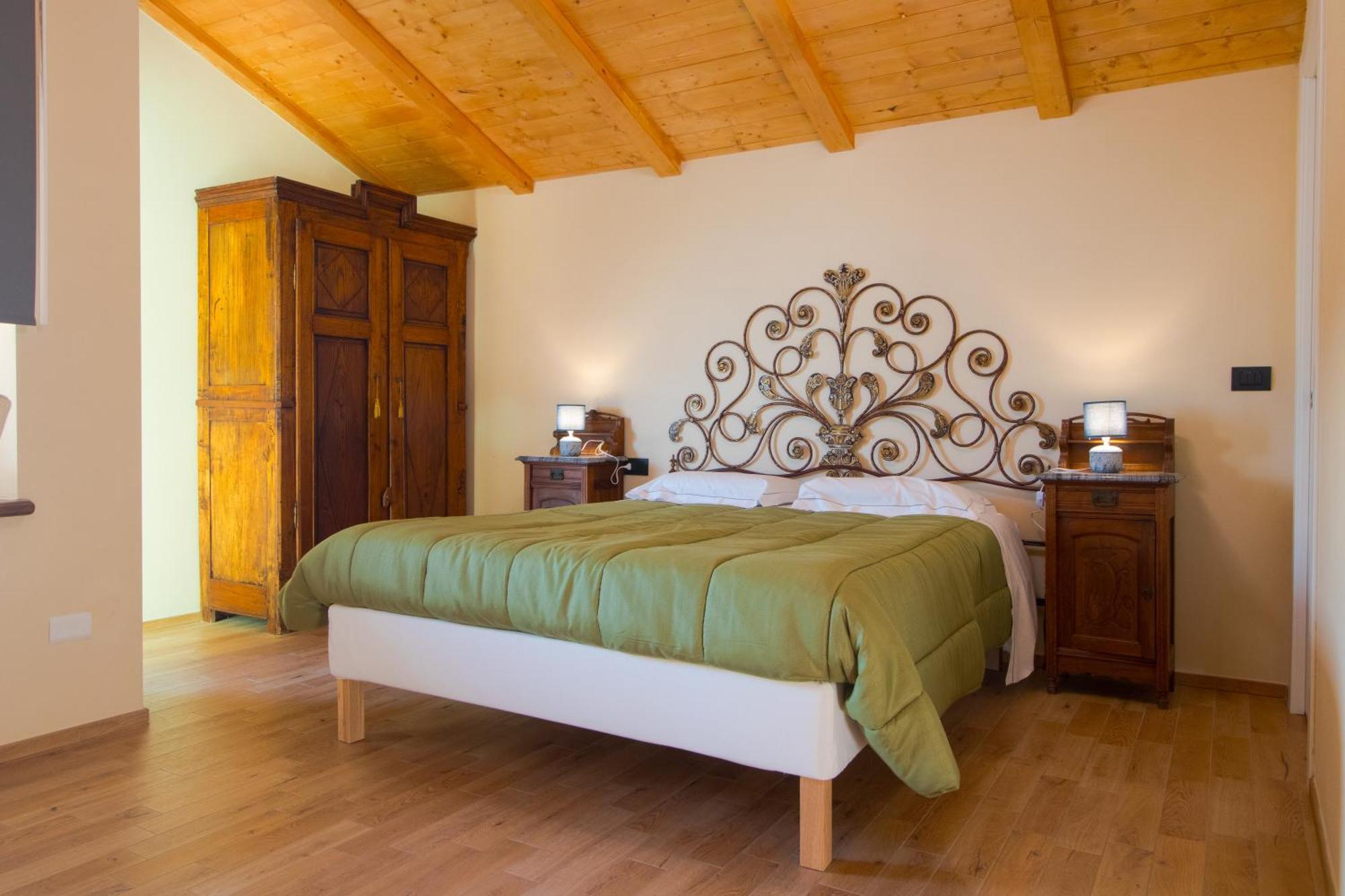 Agriturismo Cascina Reggio Castelnuovo  ภายนอก รูปภาพ