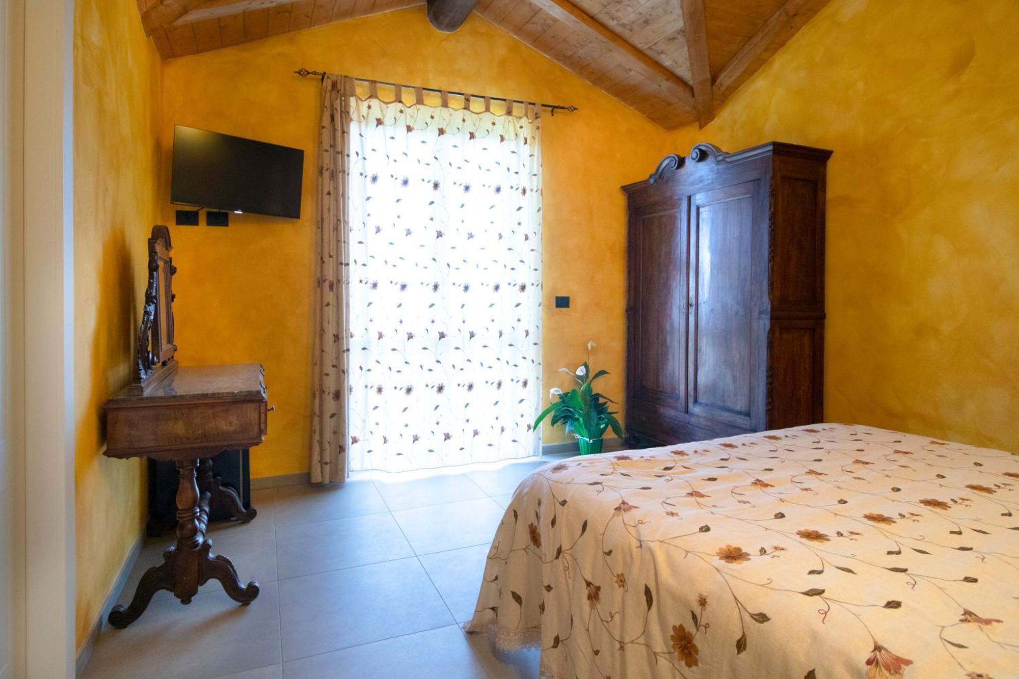 Agriturismo Cascina Reggio Castelnuovo  ภายนอก รูปภาพ